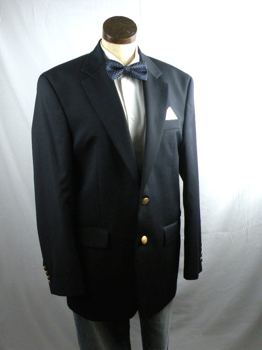 LIKE NEW!!!Navy blue wool blazer with gold buttons Chaps Ralph Lauren 38R